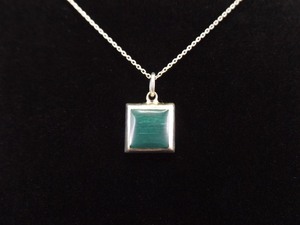 lot 10 image: .925 Sterling Silver Malachite Pendant Necklace