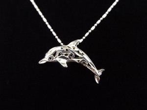 lot 38 image: .925 Sterling Silver Etched Dolphin Pendant Necklace