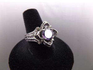 lot 56 image: .925 Sterling Silver Faceted Amethyst Crystal Ring Size 9