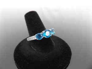 lot 65 image: .925 Sterling Silver Blue Blue Topaz Crystal Ring Size 8.5