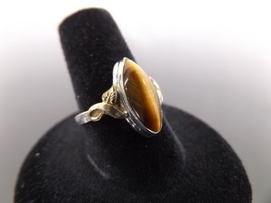 lot 69 image: .925 Sterling Silver Gold Accented Tigers Eye Cabochon Ring Size 7.5