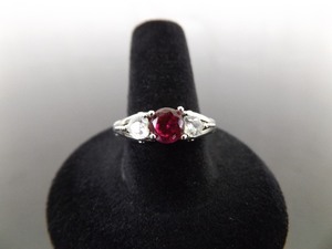 lot 59 image: .925 Sterling Silver Ruby Crystal Ring Size 8.5
