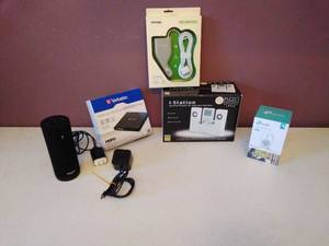 lot 61 image: Miscellaneous Electronics