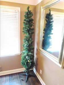 lot 67 image: Tall Narrow Lighted Christmas Tree