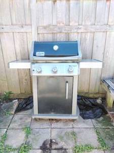 lot 75 image: Weber Spirit Propane Grill