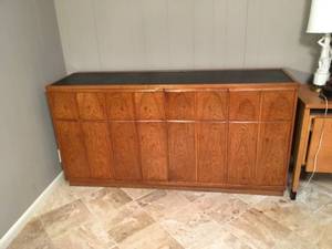 lot 1 image: Vintage Credenza