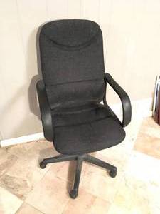 lot 123 image: Upholstered Office Chair
