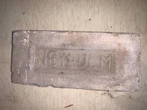 lot 32 image: New Ulm Brick 4 x 8