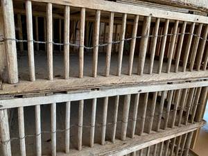 lot 59 image: 1 Set Chicken Crates - Oak - 35 x 23 12 x 10