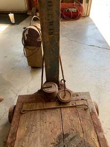 lot 3 image: Platform Scale