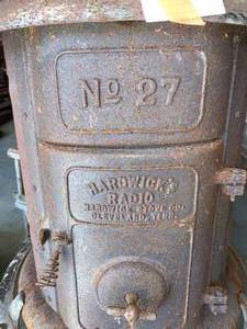lot 2 image: Vintage Hardwick Stove # 27
