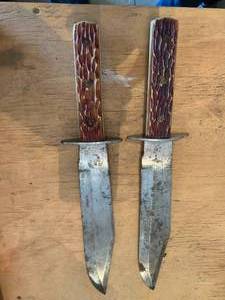 lot 167 image: 2 knives 9 12 Blades