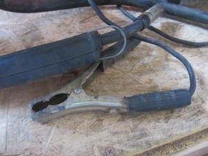 lot 25 image: Lincoln Welder