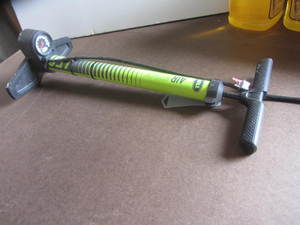 lot 61 image: Bicycle Tire Pump