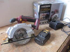 lot 32 image: Chicago Electric 18V Circular Saw
