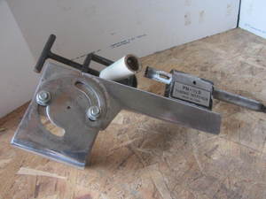lot 35 image: Tube Notcher