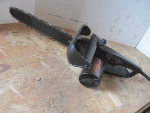 lot 44 image: Remington Electric Chainsaw