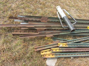 lot 79 image: Steel Fence Posts