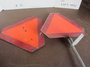 lot 89 image: SMV Signs