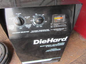 lot 92 image: Battery Charger  Engine Starter