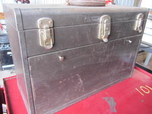 lot 102 image: Kuefel & Esser Machinist Chest