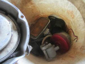 lot 110 image: Small Engine Parts