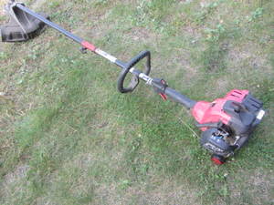 lot 136 image: Troybilt String Trimmer
