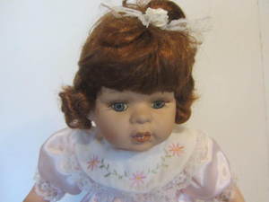 lot 183 image: Collectible Memories Doll