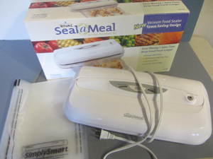 lot 197 image: Seal A Meal
