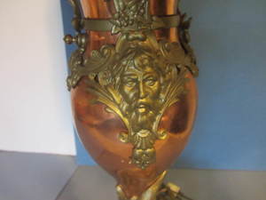 lot 201 image: Vintage Urn Shaped Copper Lamp