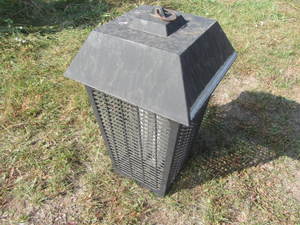 lot 250 image: Bug Zapper