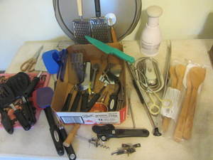 Kitchen utensils with Pampered Chef...