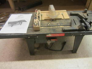 Black & Decker 1-12hp router with ...