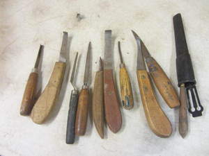 Hoof trimming tools & files with Ni...