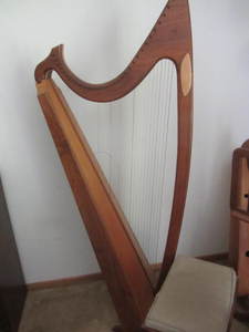 Gothic harp, 18 at base, 42Wx66H...