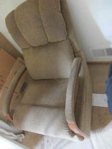 Lazy Boy Rocker recliners, pair 24...