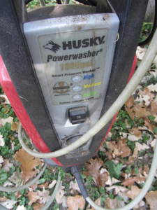 Pressure washer, Husky 1800psi, unt...