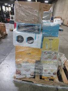 lot 225 image: WHOLESALE MIXED PALLET OF SMALL KITCHEN APPLIANCES AND KITCHEN HOUSEWARES
