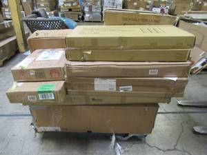 lot 241 image: WHOLESALE MIXED PALLET OF MISCELLANEOUS INDOOROUTDOOR FURNITURE AND MORE