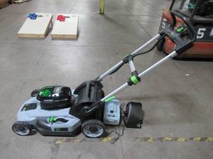 lot 4 image: EGO 21 in. 56-Volt Lithium-ion Cordless Battery Push Mower with 5.0Ah Battery and Charger Included LM2101