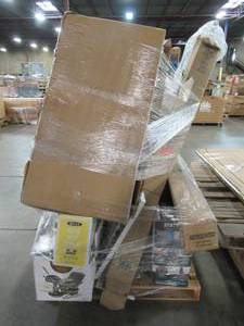 lot 409 image: WHOLESALE MIXED PALLET OF MISCELLANEOUS HOUSEWARES, LIGHTING AND MORE
