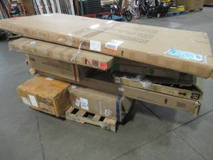 lot 302 image: WHOLESALE MIXED PALLET OF MISCELLANEOUS KITCHEN AND OFFICE FURNITURE AND MORE