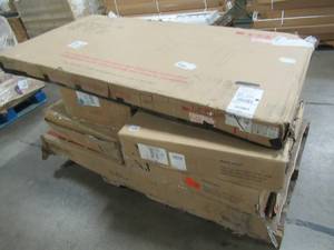 lot 304 image: WHOLESALE MIXED PALLET OF MISCELLANEOUS KITCHEN AND DININGROOM FURNITURE
