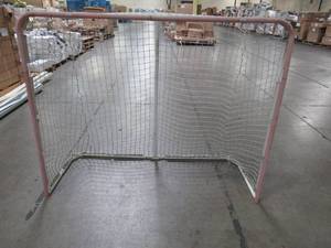lot 316 image: USA HOCKEY 55 x 45 Goal Net - Used