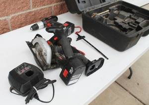 lot 14 image: Craftsman 18 Volt Wireless Tool Set