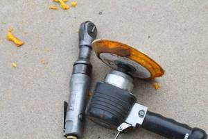 lot 35 image: Pneumatic Tools Lot