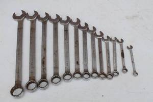 lot 50 image: Wrench Set 13 Piece