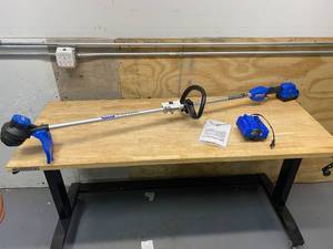 lot 32 image: Kobalt24-Volt Max 12-in Straight Cordless String Trimmer