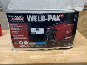 lot 86 image: Lincon Electric 88 Amp Weld Pack HD Flux-Core Wire Feed Welder for Welding up to 18 in. Mild Steel, 115-Volt