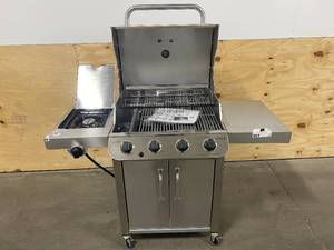 lot 43 image: Char-Broil Performance Stainless 4-Burner Liquid Propane Gas Grill with 1 Side Burner